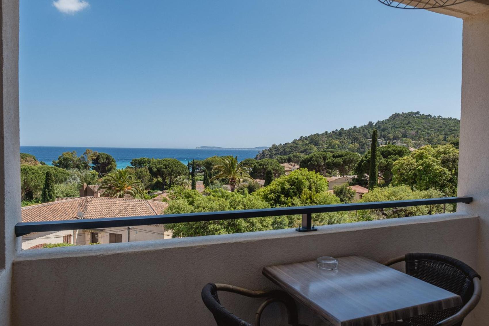 Hotel Beau Site Le Lavandou Exterior photo